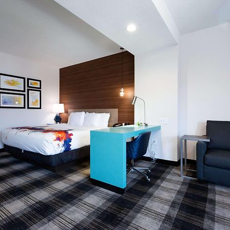 La Quinta By Wyndham Oklahoma City Airport Екстериор снимка