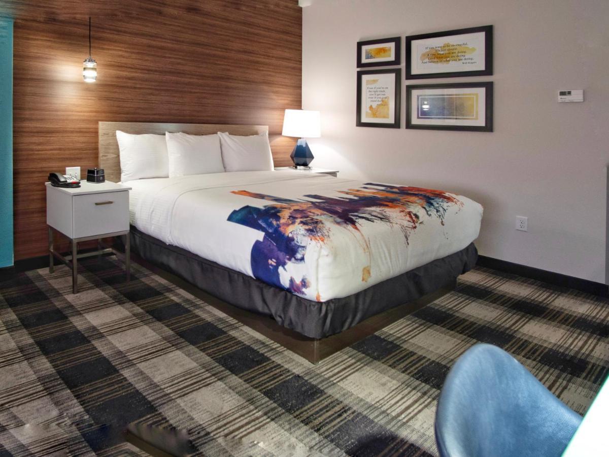 La Quinta By Wyndham Oklahoma City Airport Екстериор снимка