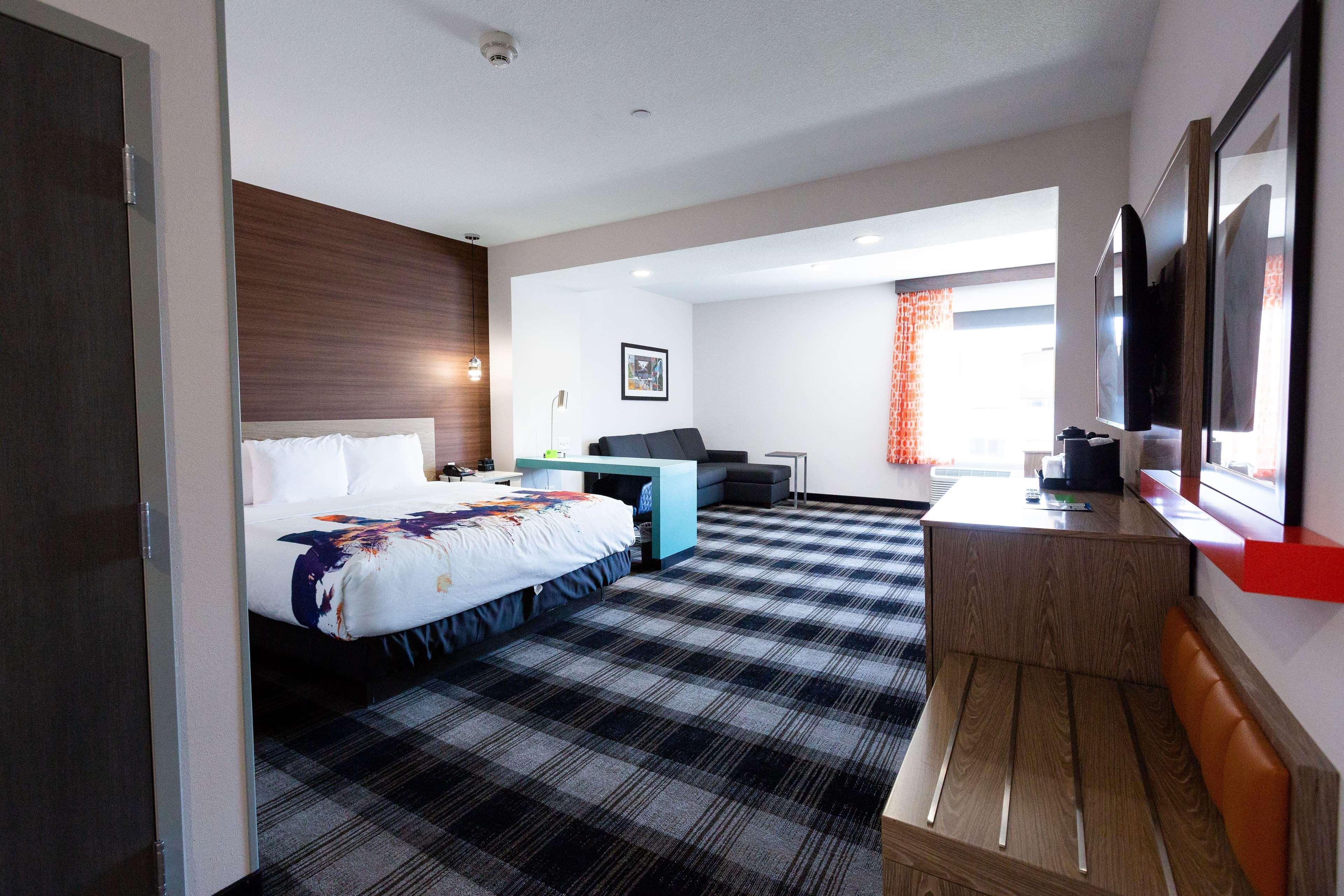 La Quinta By Wyndham Oklahoma City Airport Екстериор снимка